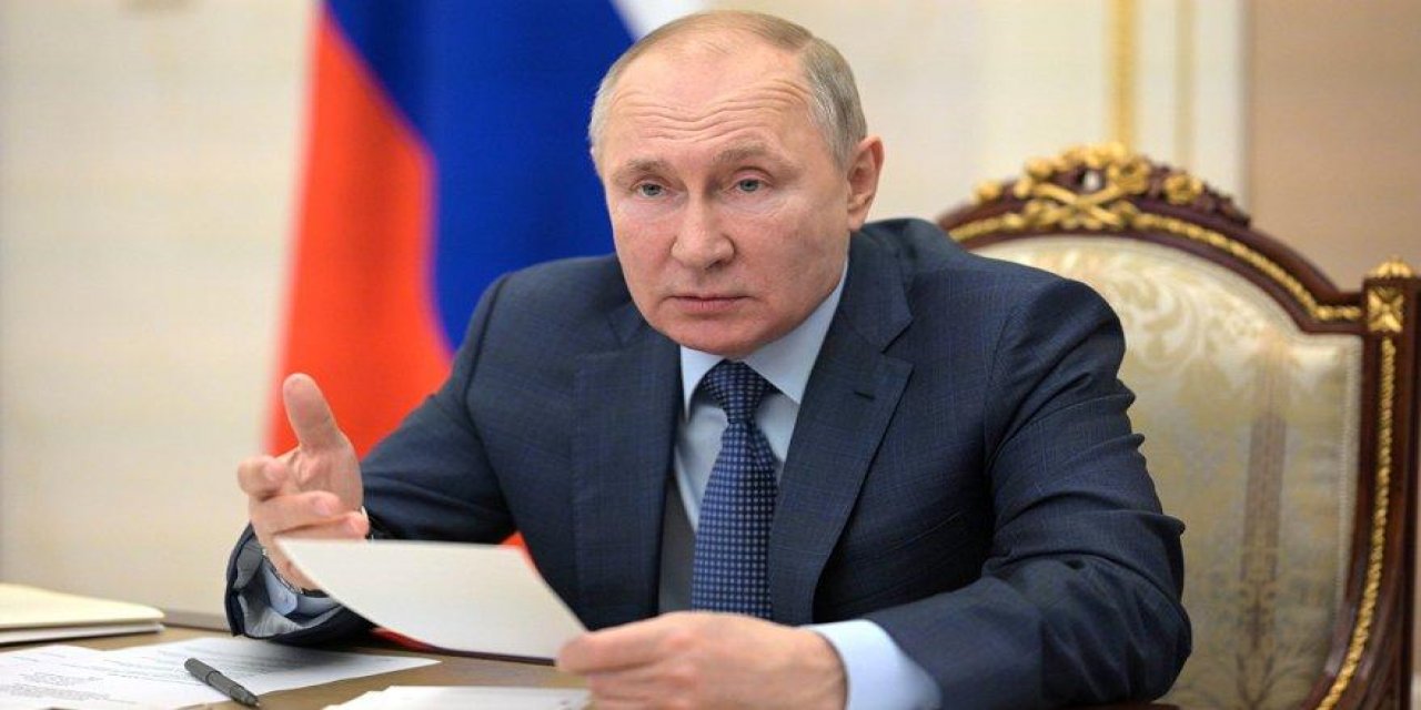 Bölgede tansiyon yüksek!  Merkel'den Putin'e "askeri yığınağı gevşet" çağrısı!
