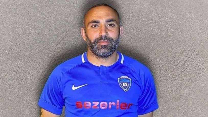 93 doğumlu olduğuna kimse inanmıyor... Sosyal medyanın diline düşen futbolcudan açıklama! 'Askerden sonra biraz çöktüm'