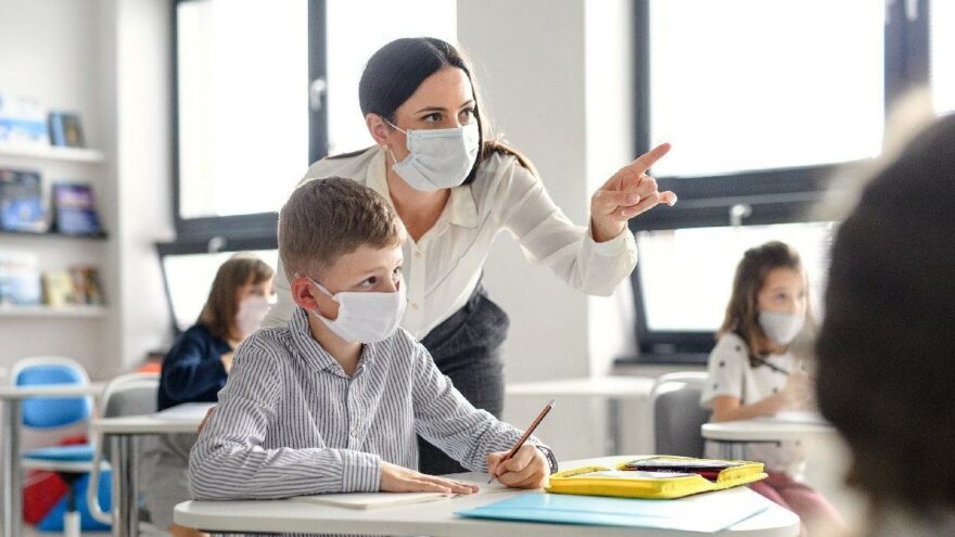 Milli Eğitim Bakanı Ziya Selçuk açıklama yapıyor! Okullar tamamen kapanacak mı?