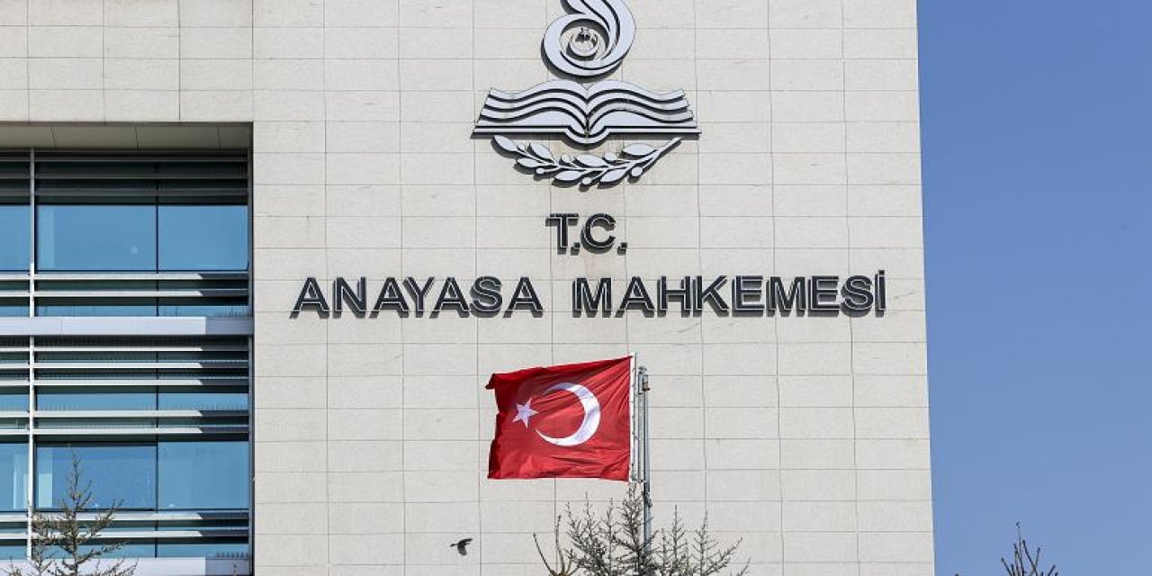 "Bakan talimatıyla gazete kapatılamaz" AYM'den OHAL tedbirleri kanununa kısmi iptal!
