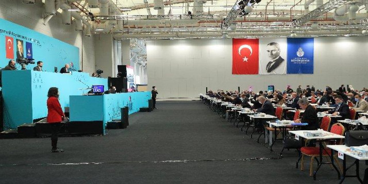 İBB Meclisi'nde "salgın" ertelemesi!