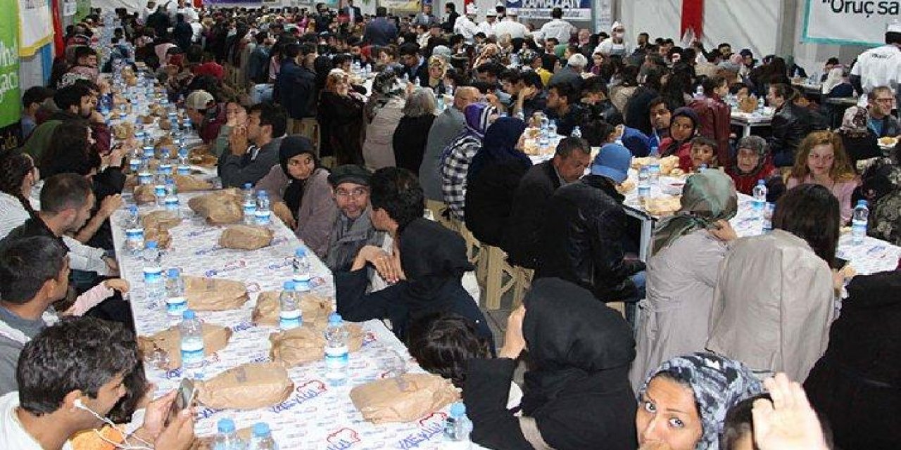 "Kalabalık iftar" uyarısı yapıldı ve... Sağlık Bakanlığı’ndan "Ramazan'da beslenme" önerileri'