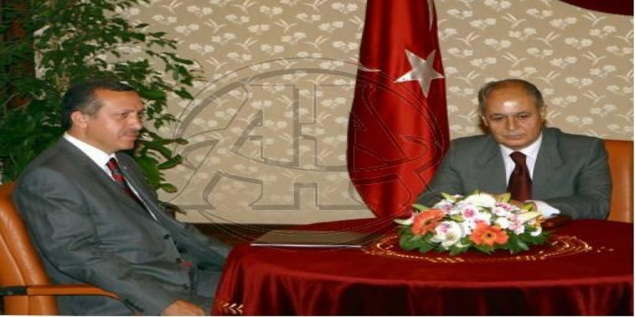 Saadet Partisi'nden çok konuşulacak "Ahmet Necdet Sezer" çıkışı! "Erdoğan mumla arıyor..."