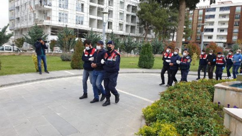 IŞİD'in bombacısı ile sözde emiri yakalandı!