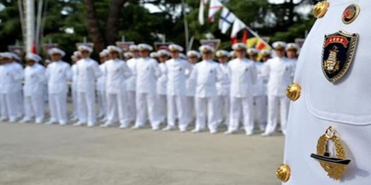 ''DEMOKRASI VE ADALET KAZANDI'' da diyeceğiz! Savcılık tutuklama istemişti: Emekli amirallerin 14 ü de serbest!