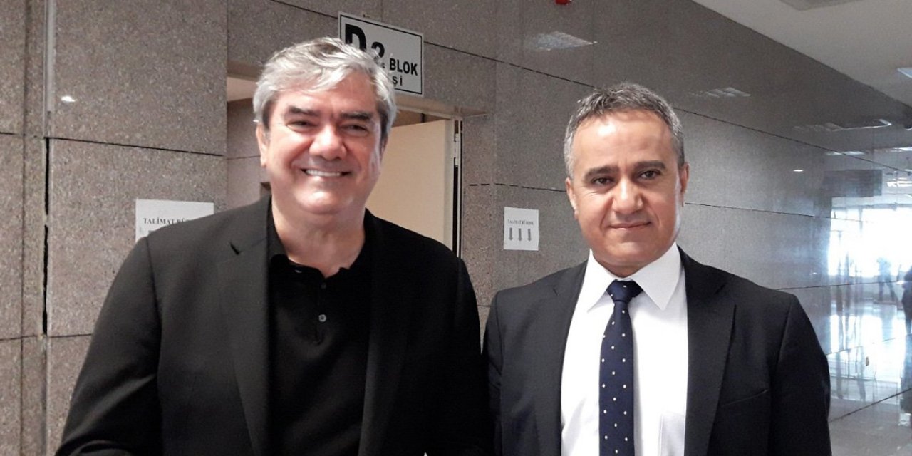 Tek cümlelik savunma yapmıştı... "Atatürkçüler, Atatürk’e hakaret etmezler"  Yılmaz Özdil'e atılan iftira yargıdan döndü!