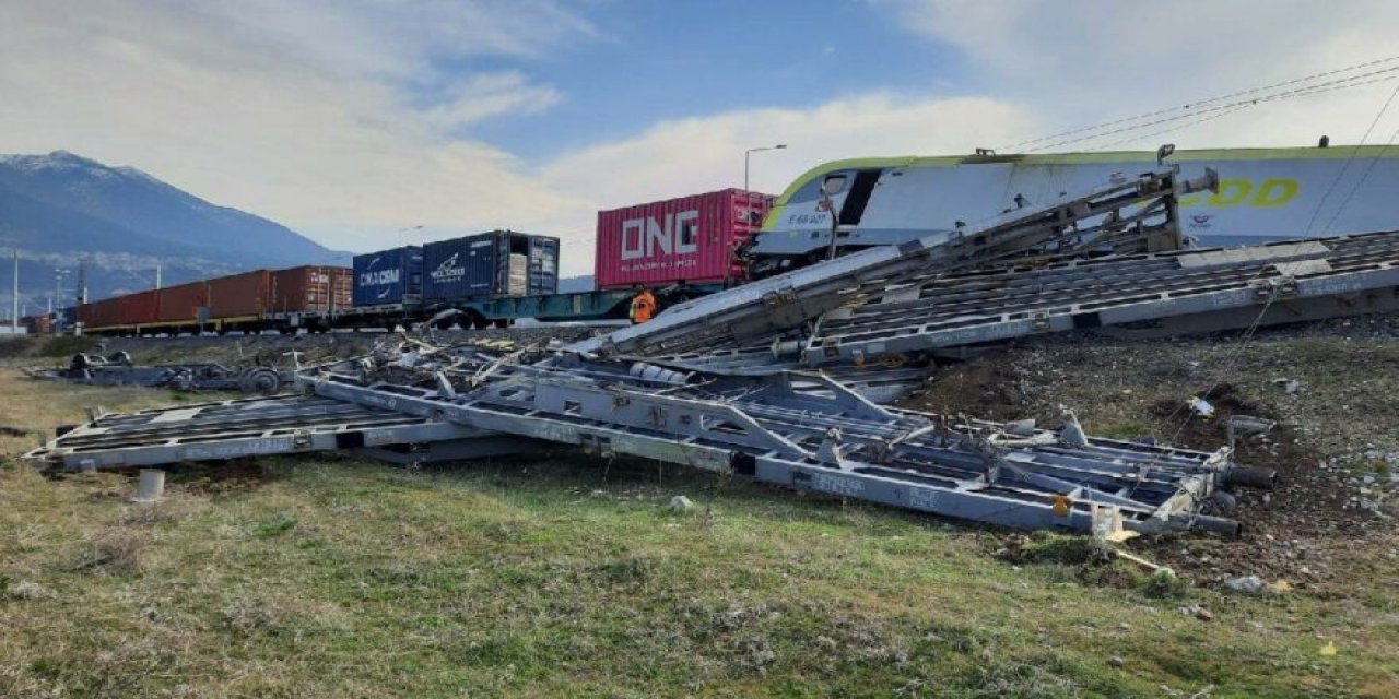 Yük treni raydan çıkmıştı... TCDD’den tren kazasıyla ilgili açıklama!
