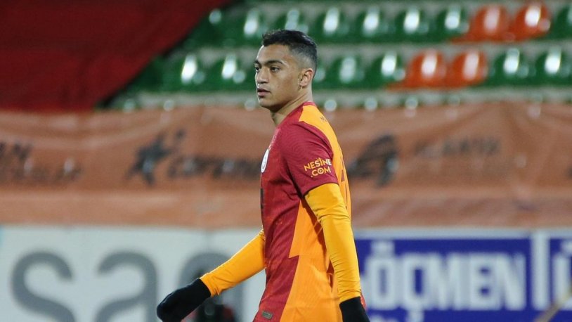 Galatasaray'ın yıldızı Mostafa Mohamed'den kötü haber!