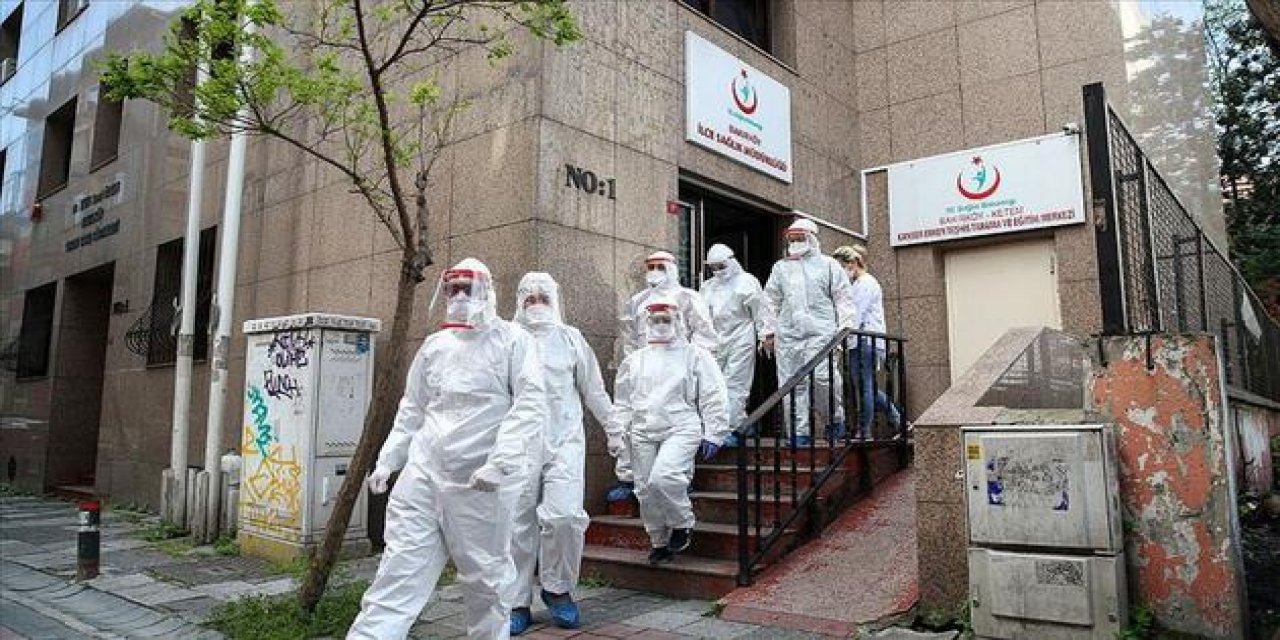 Ev ev gezecekler... Bakan Koca açıkladı: "Aşı ikna timleri" geliyor!