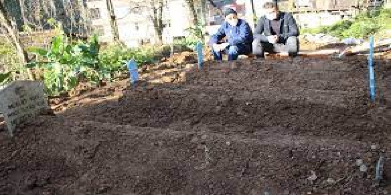5,5 ayda aynı aileden 8 kişi koronavirüse yenik düştü! "Genetiğimiz araştırılsın"