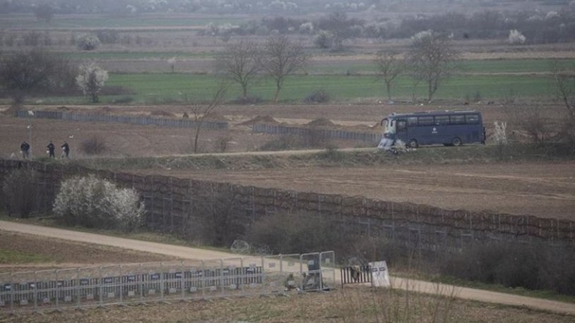 Yunanistan'da polise yakalanan FETÖ'cüler kurtulmak için bakın ne yapıyorlarmış