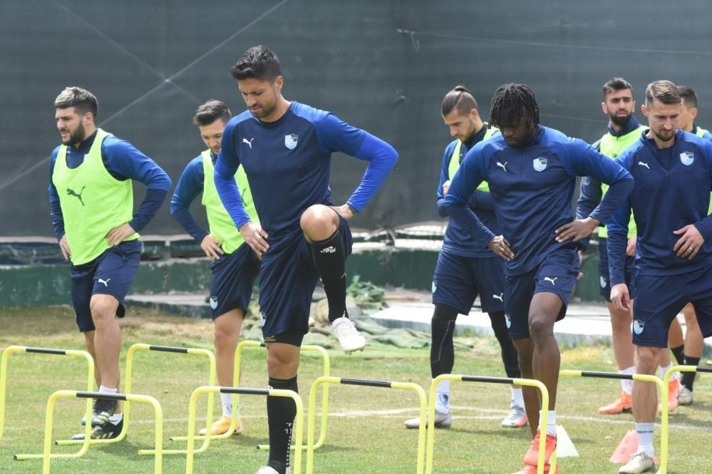 Erzurumspor’da Beşiktaş maçı sonrası deprem! 4 isim kadro dışı