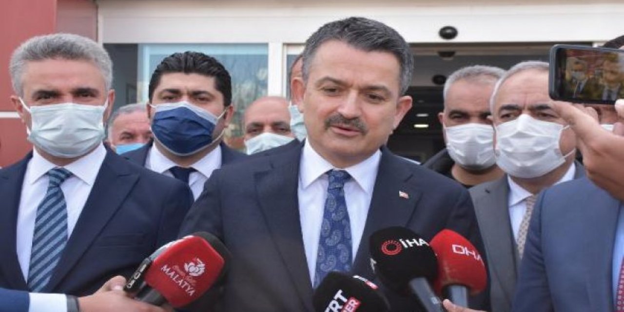 Acil iniş yapmak zorunda kalmıştı... Bakan Pakdemirli'den arızalanan uçakla ilgili açıklama!