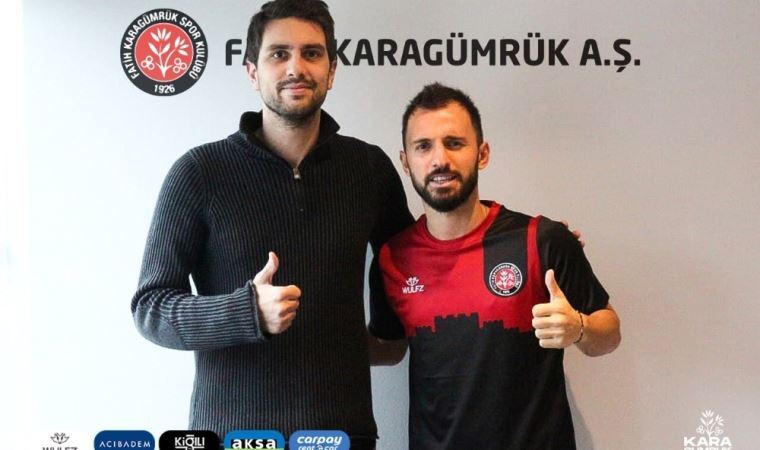 Süper Lig'de sürpriz ayrılık! Sosyal medyadan duyurdu