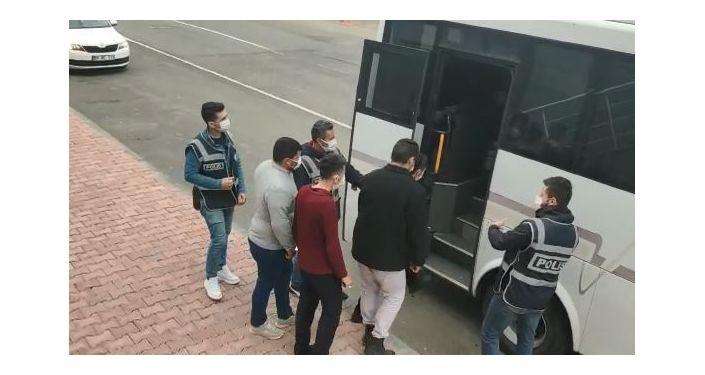 15 yaşındaki kıza şantaj yapıp istismarda bulunan 9 kişi hakkında karar verildi