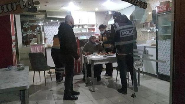 Uzaklaştırma kararı aldırmıştı! Boşandığı erkek tarafından iftar yemeğinde bıçaklandı