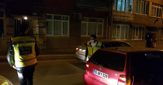 Polis araçta bulunan kumandaya bastı; çıkan ses herkesi şoke etti