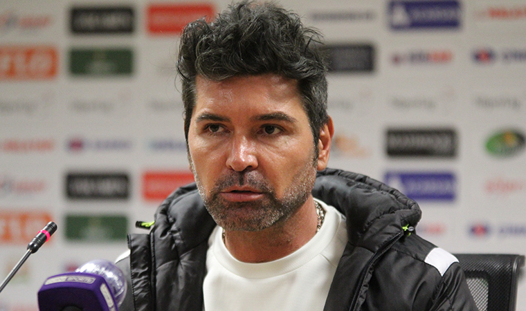 Süper Lig'de bir ayrılık daha! Bir teknik direktör daha istifasını verdi