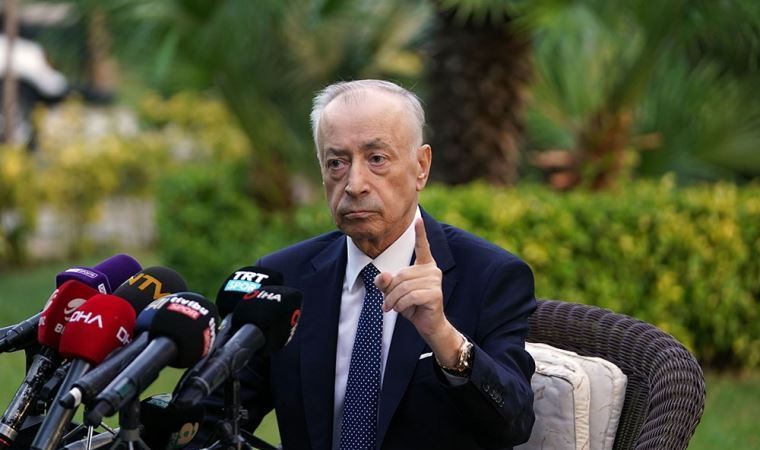 Sıkıntılar masaya yatırıldı... İstifalar gündeme geldi! Galatasaray'da kritik toplantı bitti!