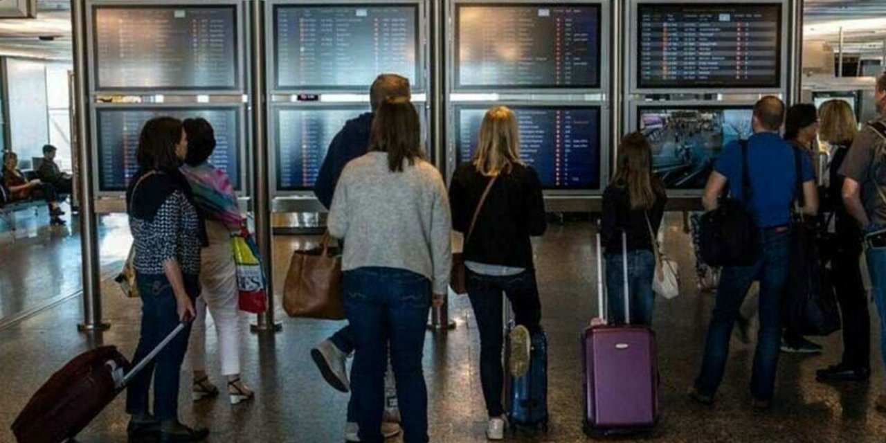 "Meraklısına gri pasaportla insan kaçırma rehberi" Deniz Zeyrek madde madde yazdı ve sordu!"Peki ya bu organizasyonlarla yurt dışına kaçanlar arasında FETÖ'cüler ve PKK'lılar varsa?"