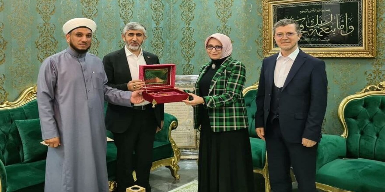 Devletin protokolü şeyhin huzurunda! İstanbul'daki karargahına gittiler...