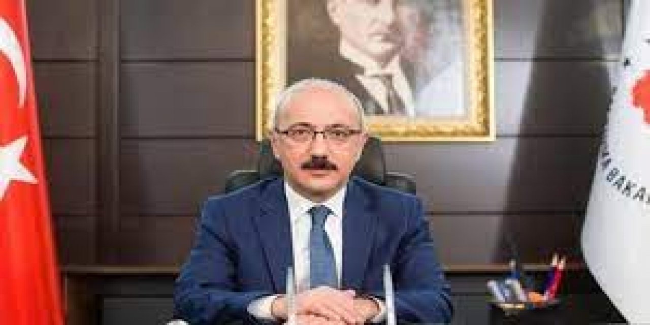 Hazine Bakanı Lütfi Elvan'dan "128 milyar dolar" açıklaması! "İşlemler Hazine hesapları üzerinden Merkez Bankası tarafından yapıldı yasalara aykırı değil"
