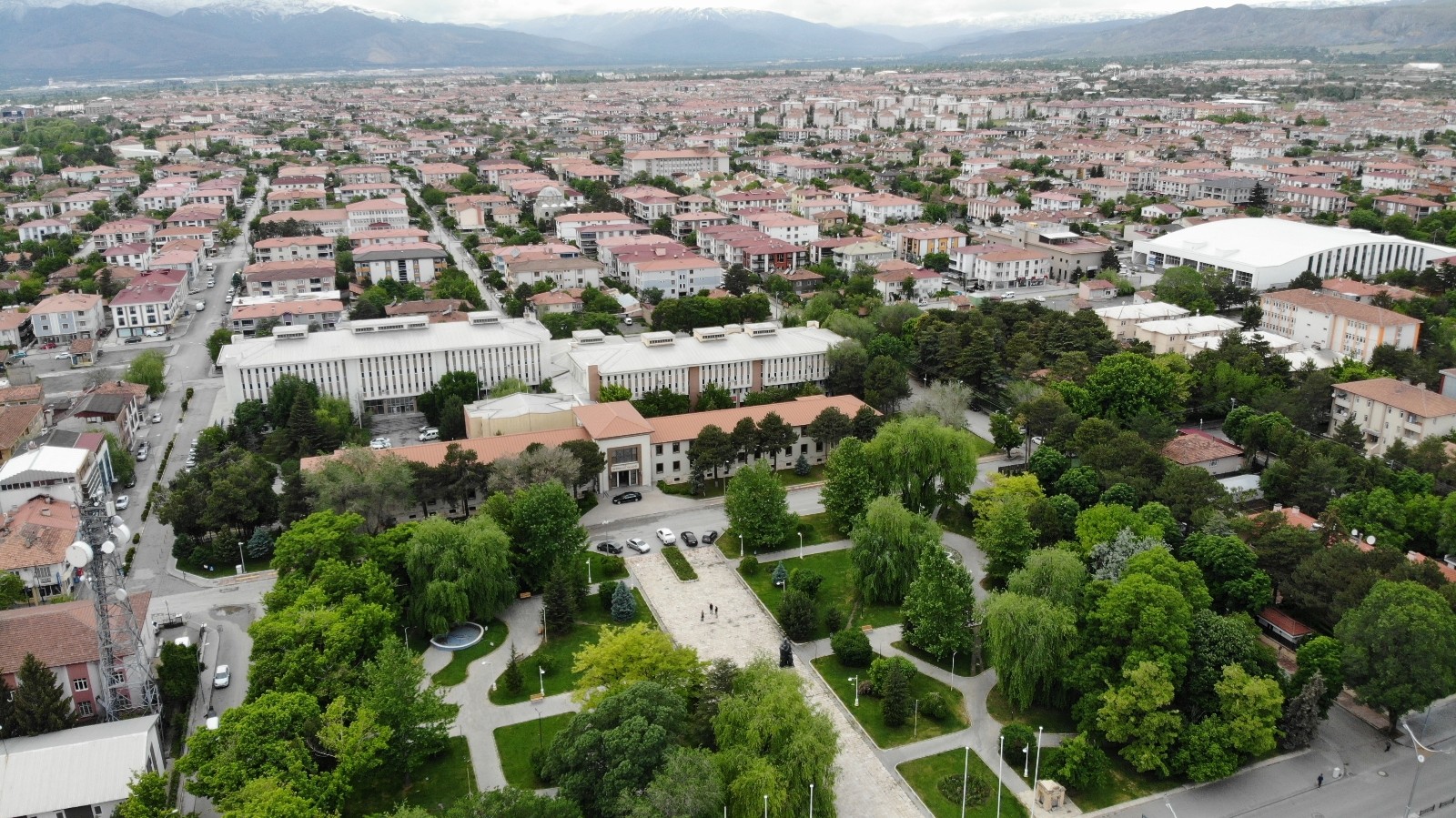 Vakalar patladı; Valilik camide cenaze namazını yasakladı