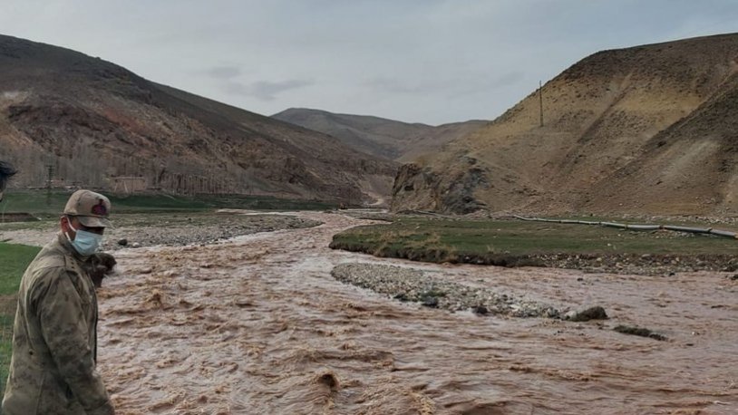 Ağrı'da feci olay! 6 yaşındaki çocuk, Murat Nehri'nde kayboldu