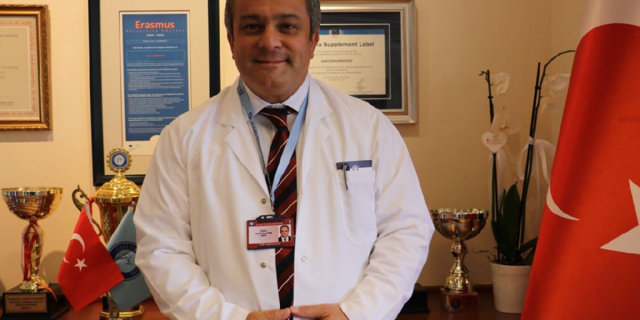  PROF. DR. İLHAN: 'TÜRKİYE'DE AŞI ÇALIŞMALARI OLDUKÇA İLERİ AŞAMADA, BAŞKA ÜLKELERİN AŞILARINA GÜVENEMEYİZ'