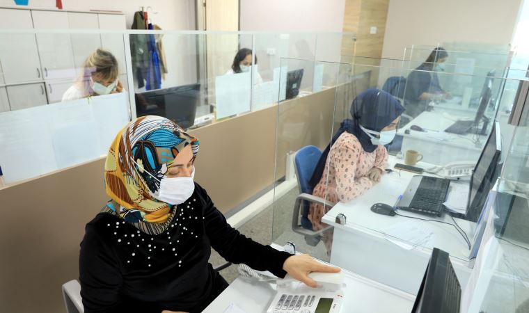 Aşı yaptırmayanların iki gerekçesi var!