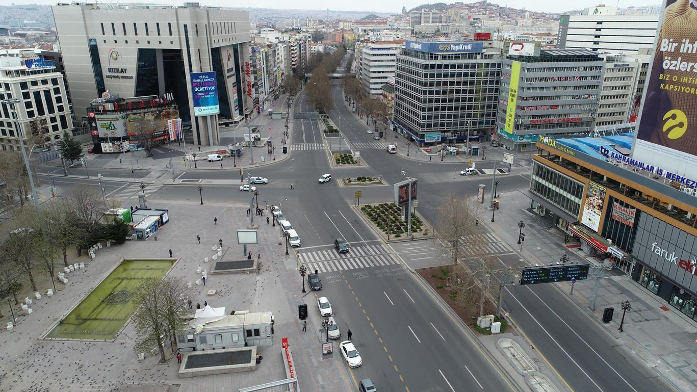 İçişleri Bakanlığı'ndan açıklama geldi! 23 Nisan'da sokağa çıkma yasağının durumu belli oldu!