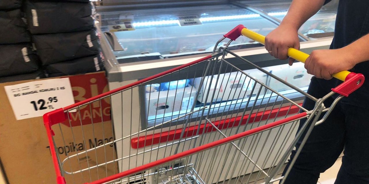 Aman dikkat! Koronavirüs en çok bu yüzeyleri seviyor