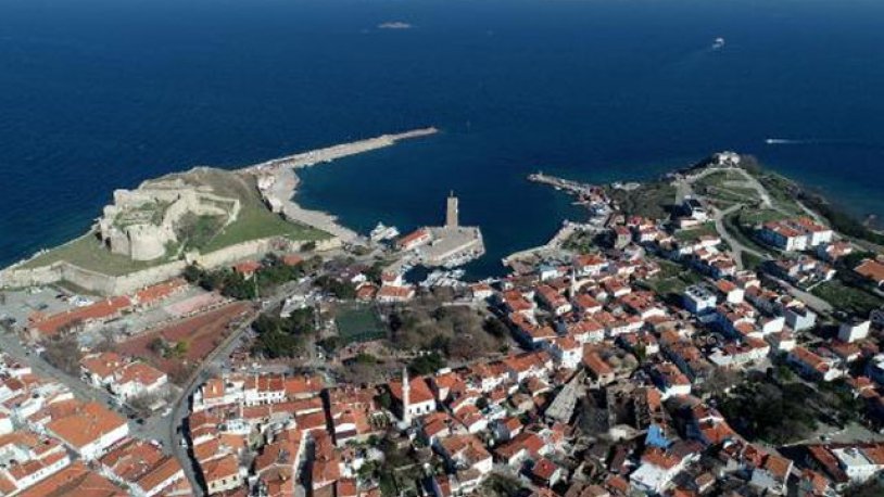 Bozcaada'da kaçak konaklamanın önüne geçilmeye çalışılıyor! Tekerlekli ahşap ev yasağı getirildi