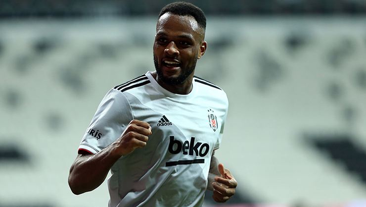Larin'den Beşiktaş'a kötü haber