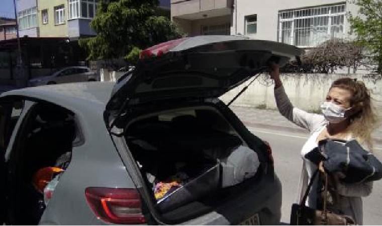 Tehdit alan kadın arabada yaşıyor! 'Bir gün bir yerde...'