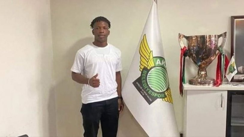 Akhisarspor'un yeni transferinin futbolcu olmadığı öğrenildi