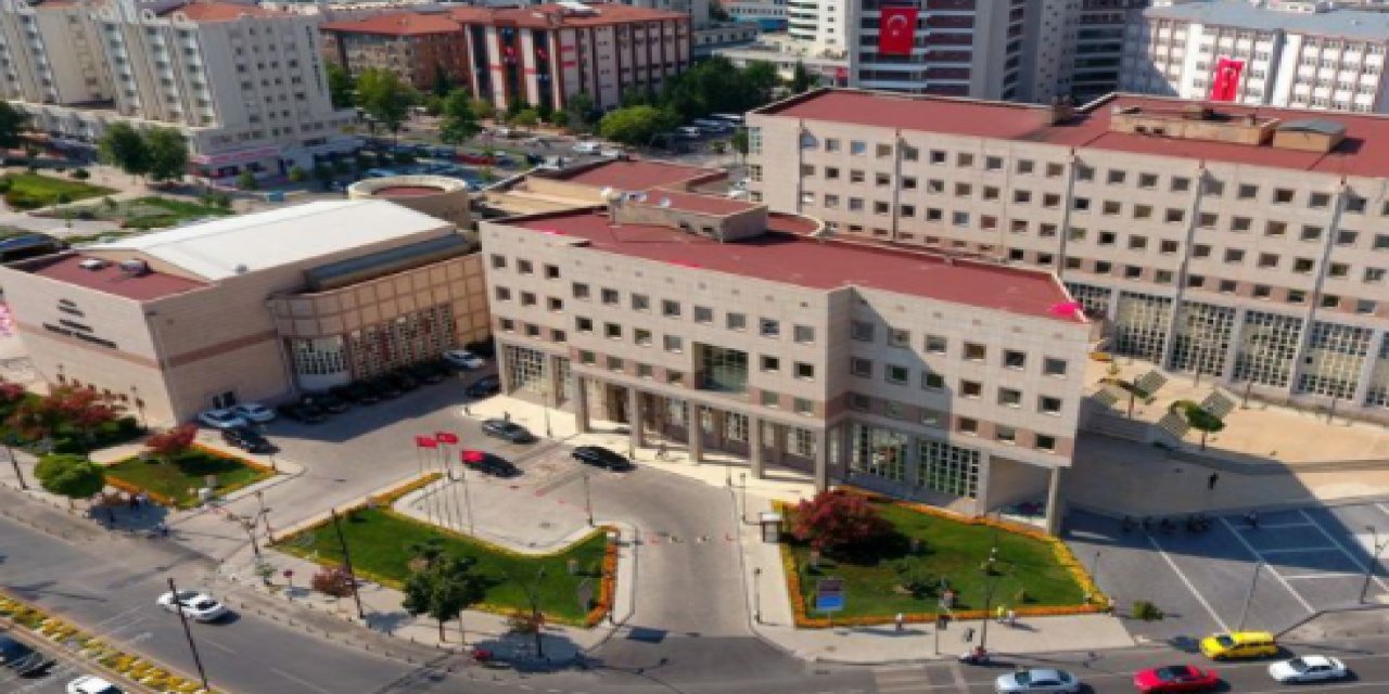 Yine "AKP" yine "ihale" yine "usulsüzlük" Bu kez yer: AKP'li Gaziantep Büyükşehir Belediyesi...