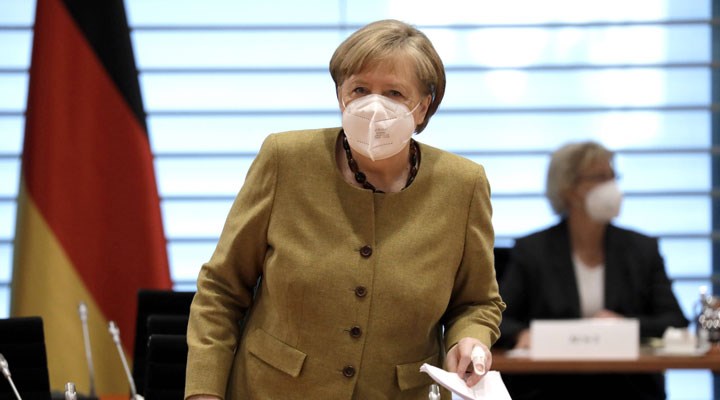 Angela Merkel: Üçüncü dalgayı kontrol altına almak için sert önlemler şart