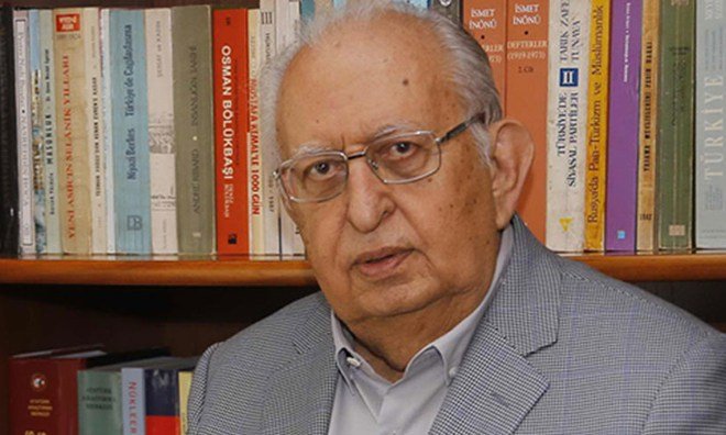 'Milletimize yönelik ağır bir suçlamadır ve kabul edilemez' Hüsamettin Cindoruk'tan 'soykırım' tepkisi!