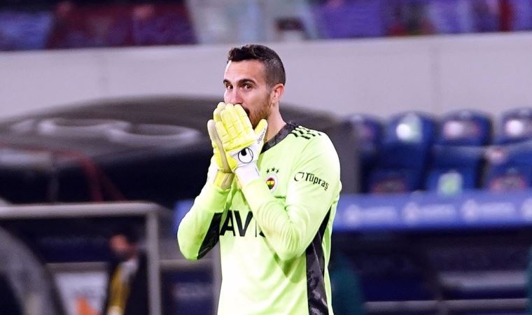 Fenerbahçe'de golü Harun yedi, Altay Bayındır tribünde yıkıldı