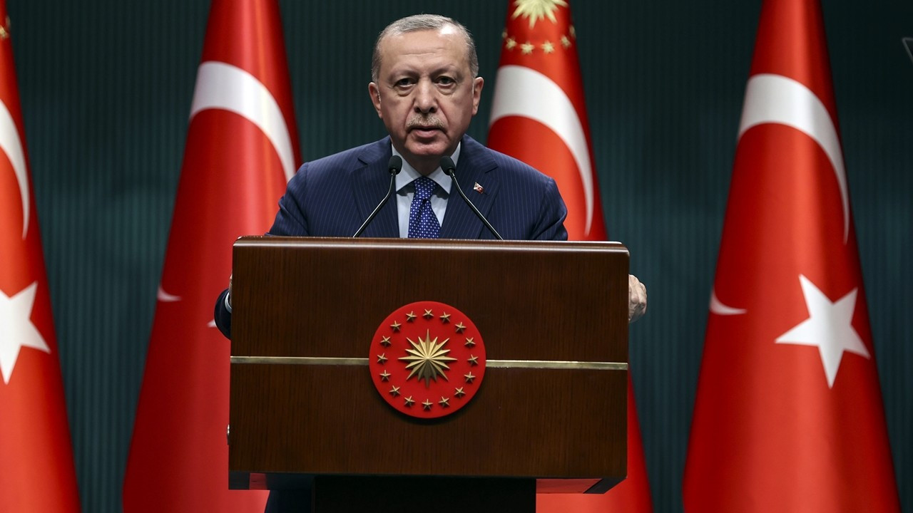 Erdoğan açıkladı! Türkiye 3 haftalık tam kapanmaya gidiyor... İşte detaylar!