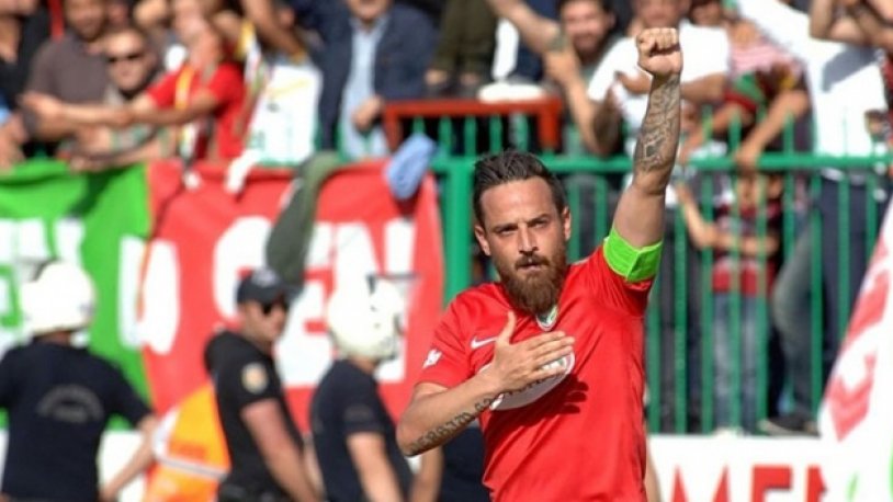 Şantaj... Haraç... Uyuşturucu kaçakçılığı... Futbolcu Deniz Naki'ye Almanya'da şok davalar!