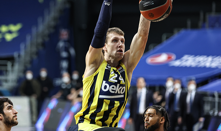 Fenerbahçe'de Jan Vesely geri dönüyor!