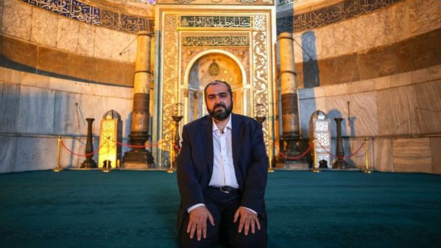 Ayasofya'nın eski imamına ters köşe! Tweetini apar topar sildi