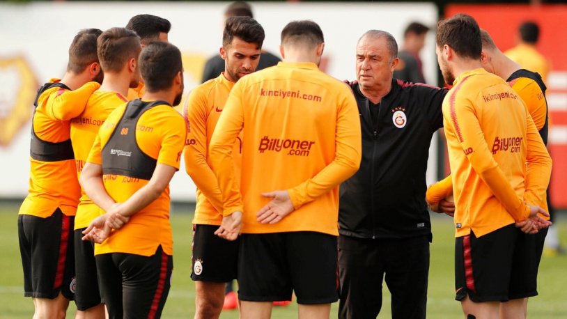 Galatasaray'da koronavirüs şoku!