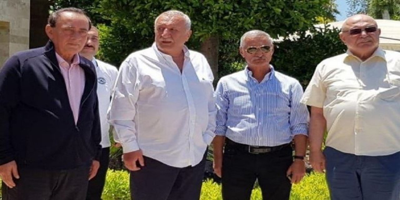 “Tehditse tehdit!" dedi ve...  Çakıcı'nın yakın dostu Üzeyir Çakmaktaş "Zehirli dillerinizi kesmeyi de, sizi itlaf etmeyi de biliriz!"