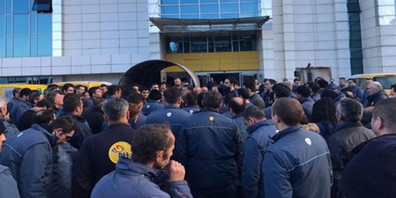 PTT emekçileri, 'Çocuğumu aç bırakmamak için dayanmaya çalışıyorum'