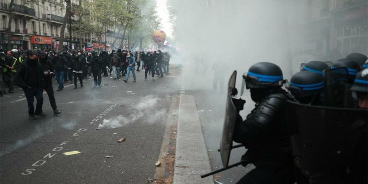 Binlerce kişi sokağa döküldü, ülke karıştı! Paris'te olaylı "1 Mayıs"