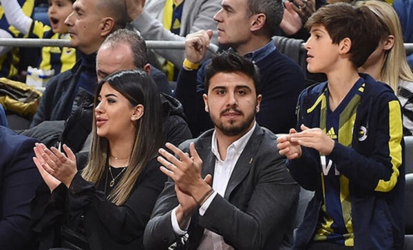 Fenerbahçeli Ozan Tufan ve eşinden duygulandıran hareket