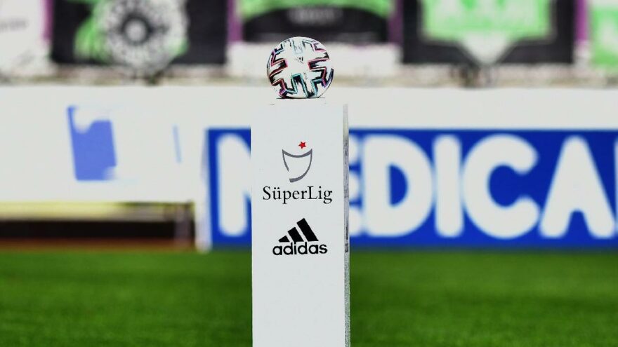 Süper Lig'de küme düşen ilk takım belli oldu
